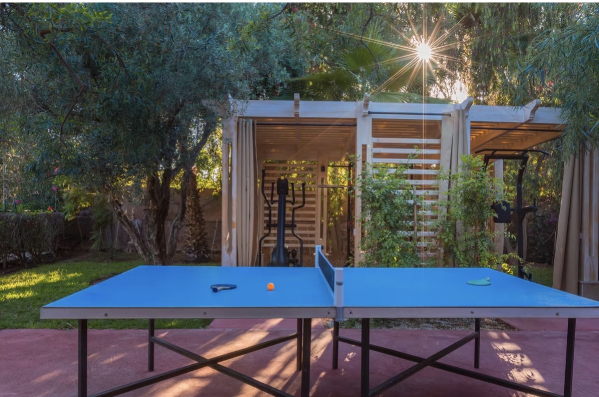 Table de ping-pong de Dar Layyina